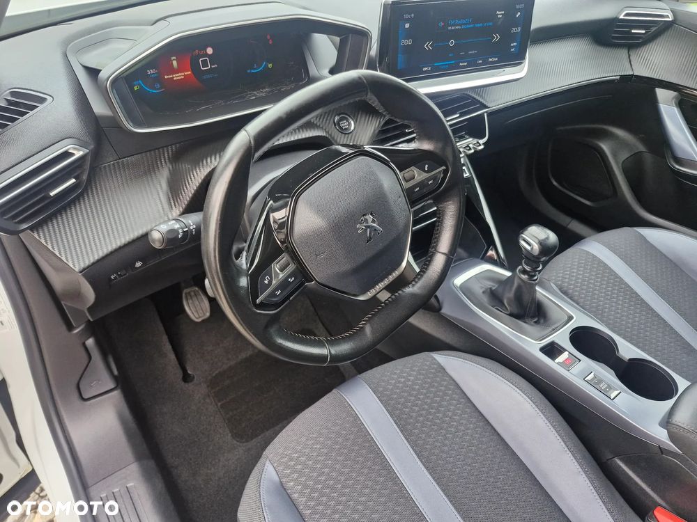 Peugeot 2008 BlueHDi 110 Allure Pack - 24