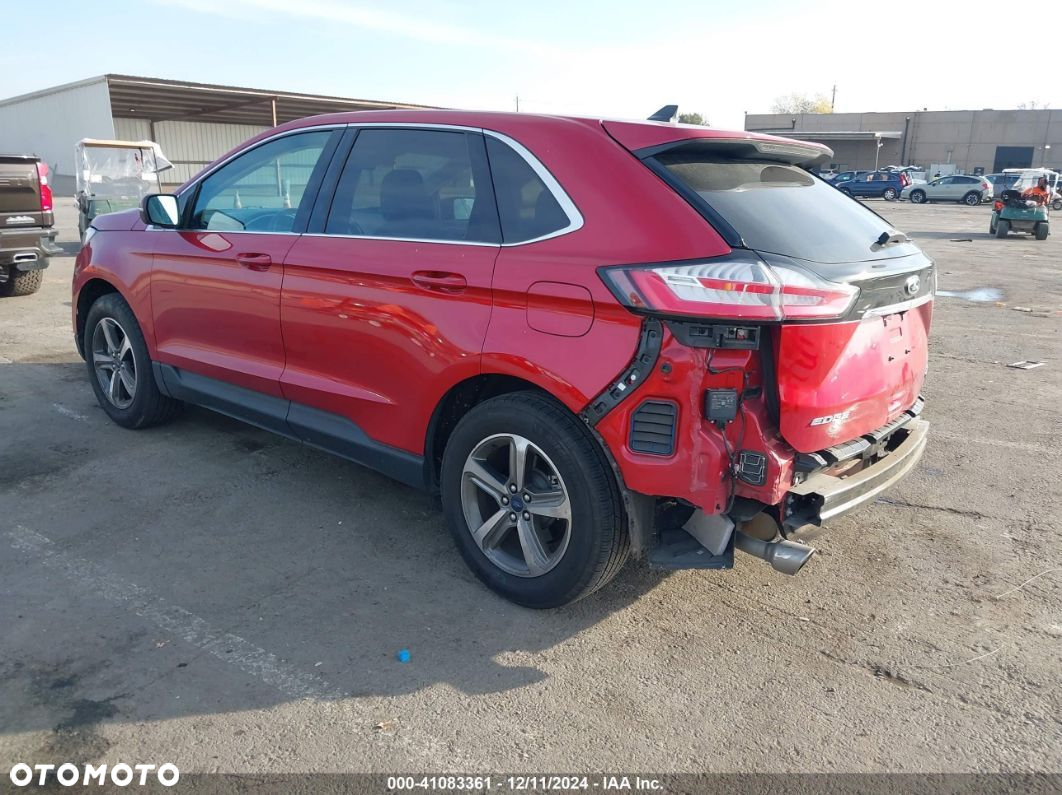 Ford Edge - 3