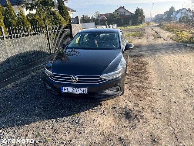 Volkswagen Passat - 14