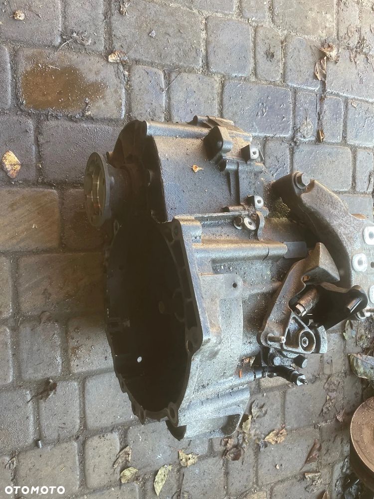 VW GOLF V PLUS 2.0 TDI SKRZYNIA BIEGÓW 6 KNR,HDV - 4