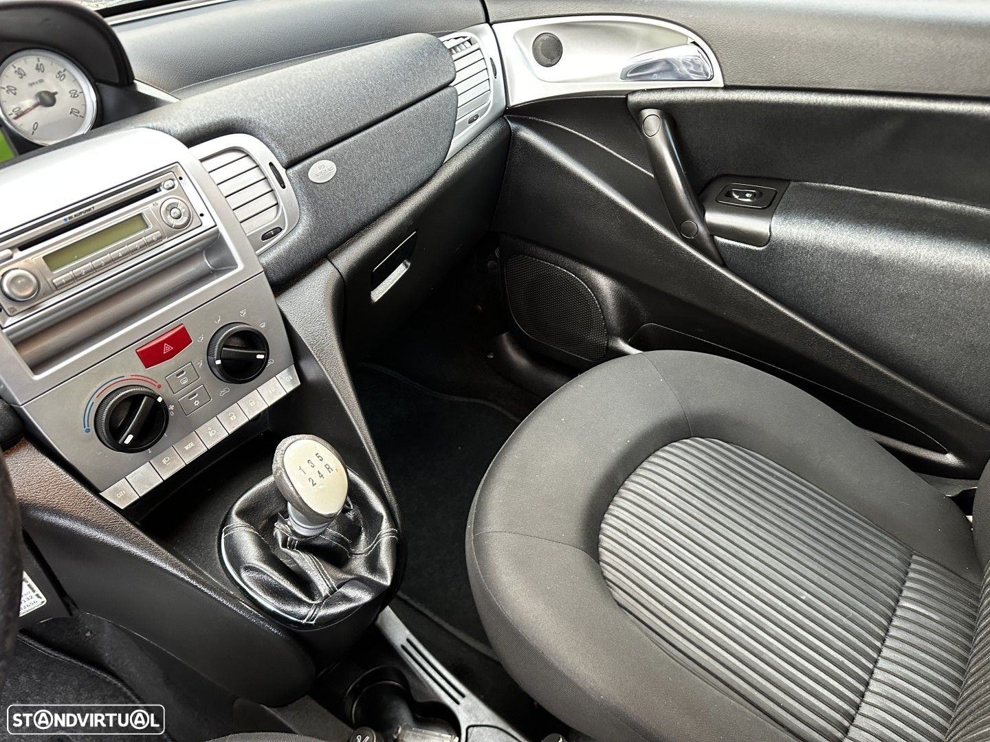 Lancia Ypsilon 1.2 Argento - 8