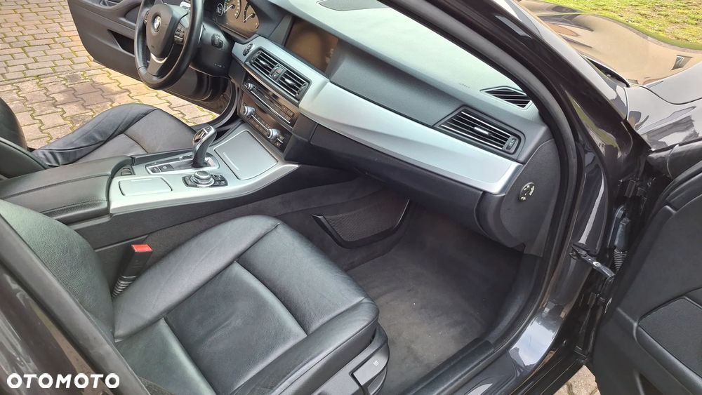 BMW Seria 5 520d - 7