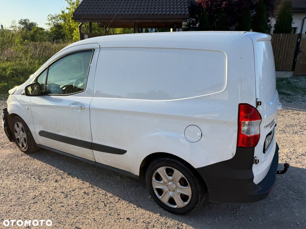Ford Transit Courier - 1