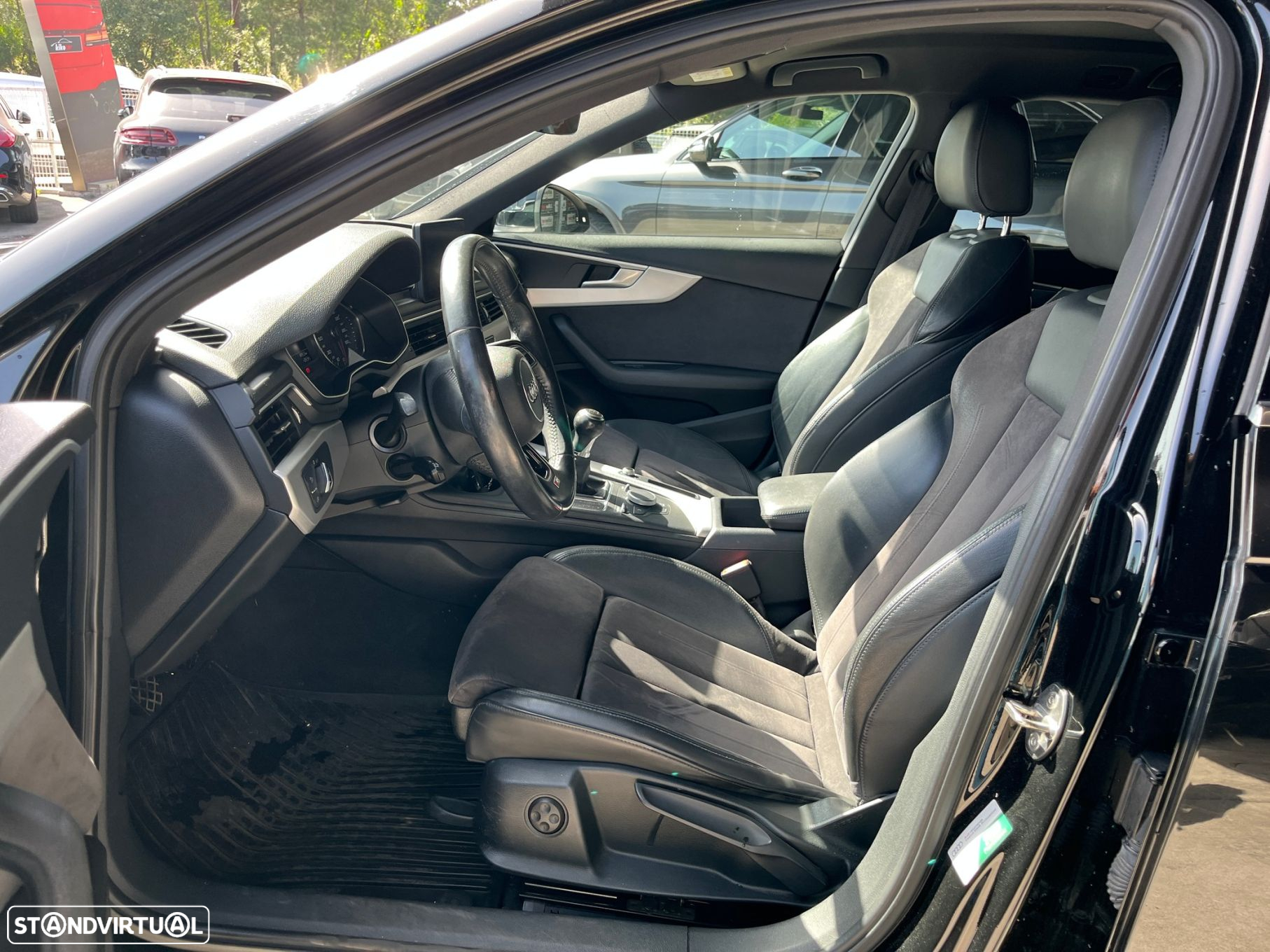Audi A4 Avant 2.0 TDI S-line - 14