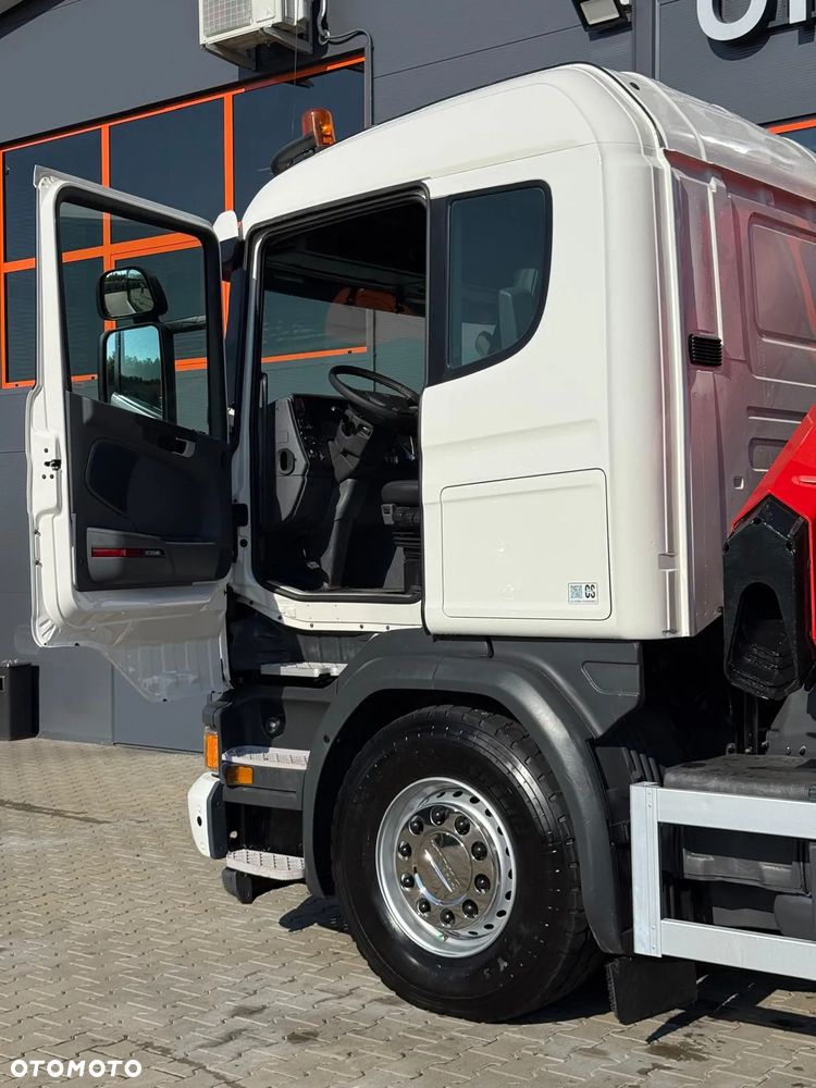 Scania Scania SCANIA G 320 // 6x2 6x4 // platforma z żurawiem FASSI F425RA.2.24 - 30