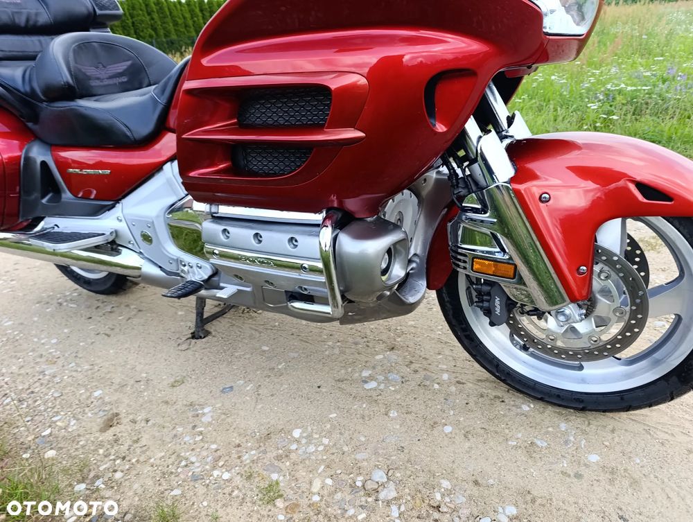Honda GL - 32