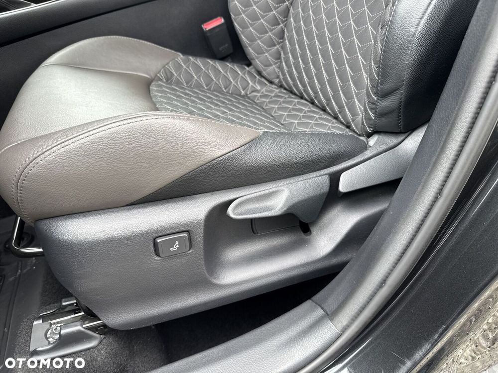 Toyota C-HR 1.8 Hybrid Executive - 25