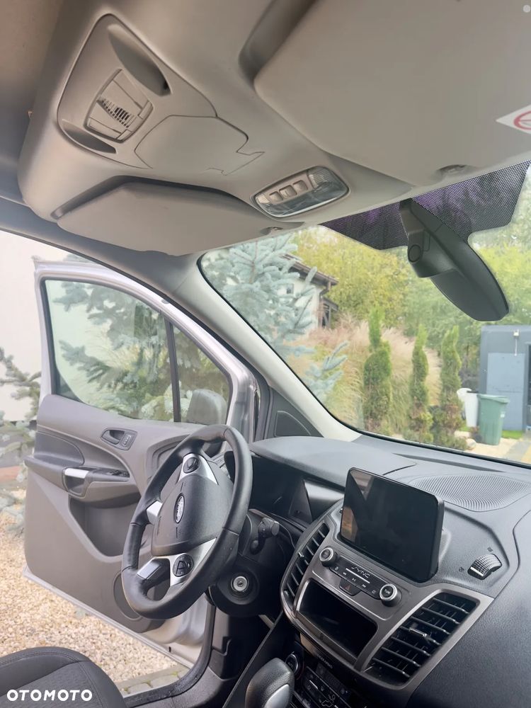 Ford Transit Connect - 10
