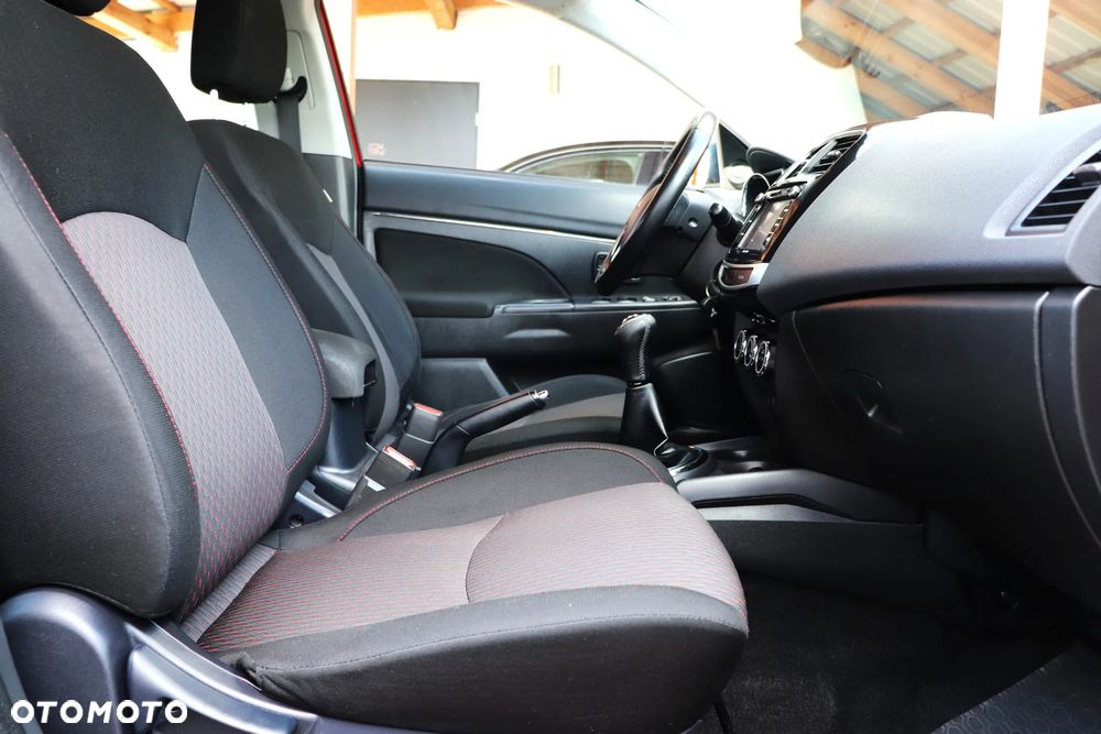 Mitsubishi ASX - 25