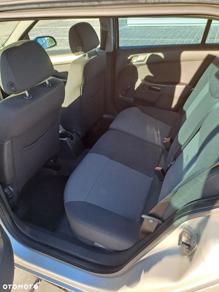 Opel Astra - 9