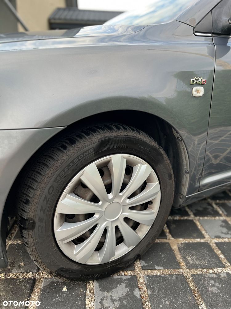 Toyota Avensis 2.0 D-4D Prestige - 6