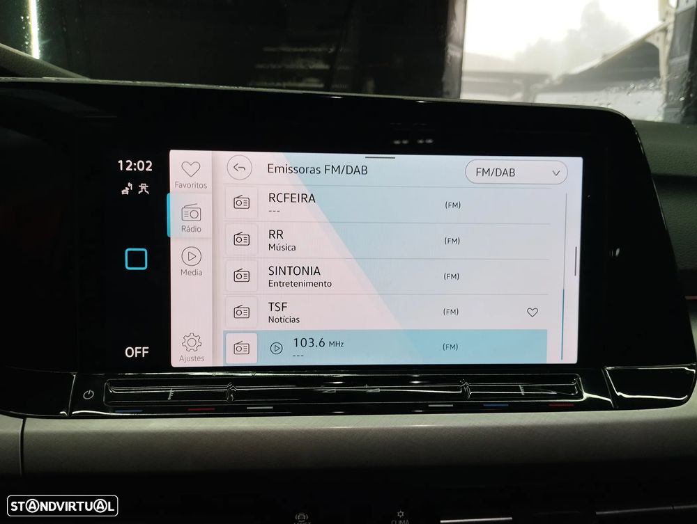 VW Golf 1.0 TSI Sportline - 27