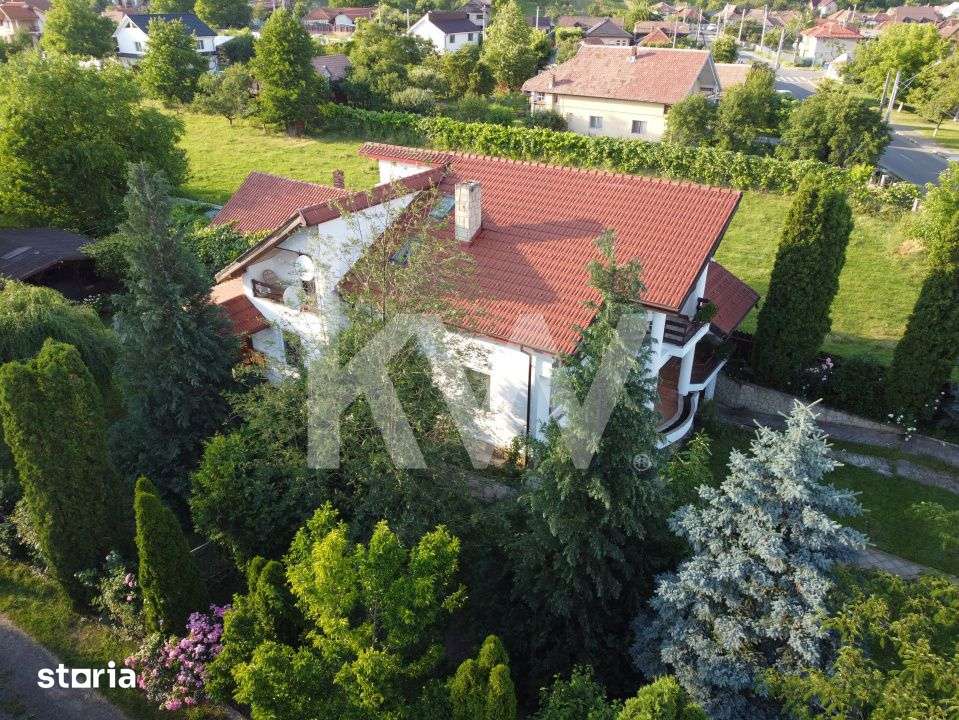 Casa De Vanzare | Comanesti, Judetul Bacau | COMISION 0% - Imagine principală: 3/19
