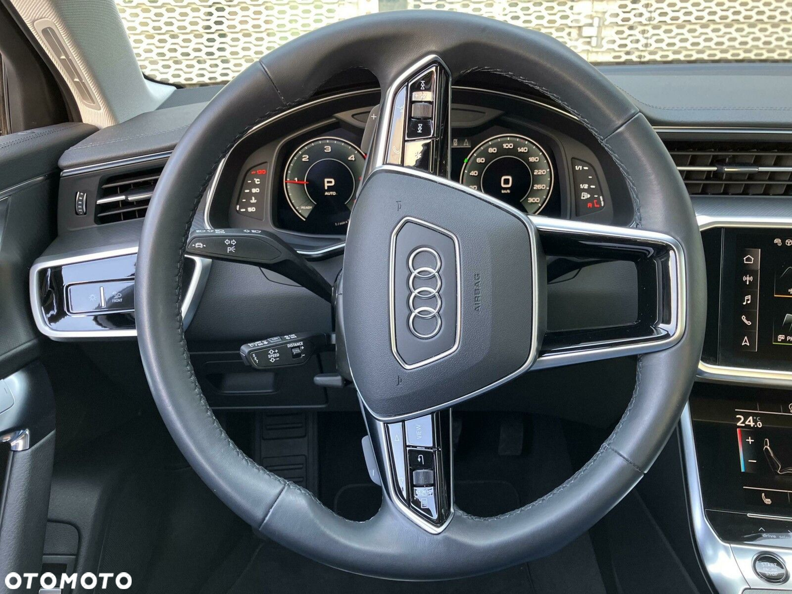 Audi A6 - 12