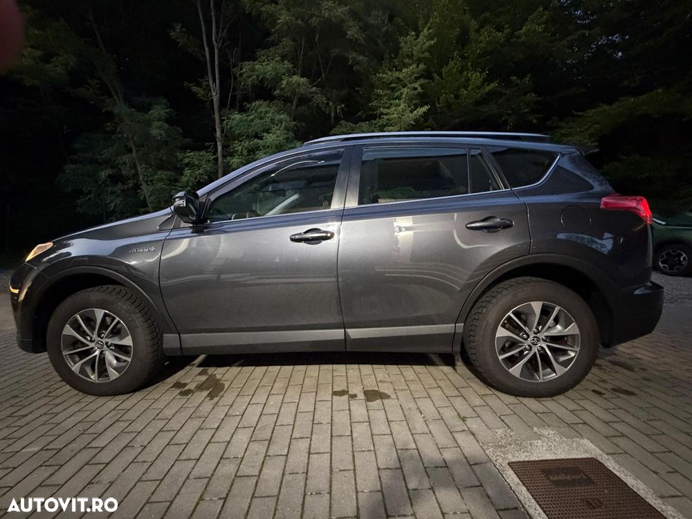 Toyota RAV4 - 2