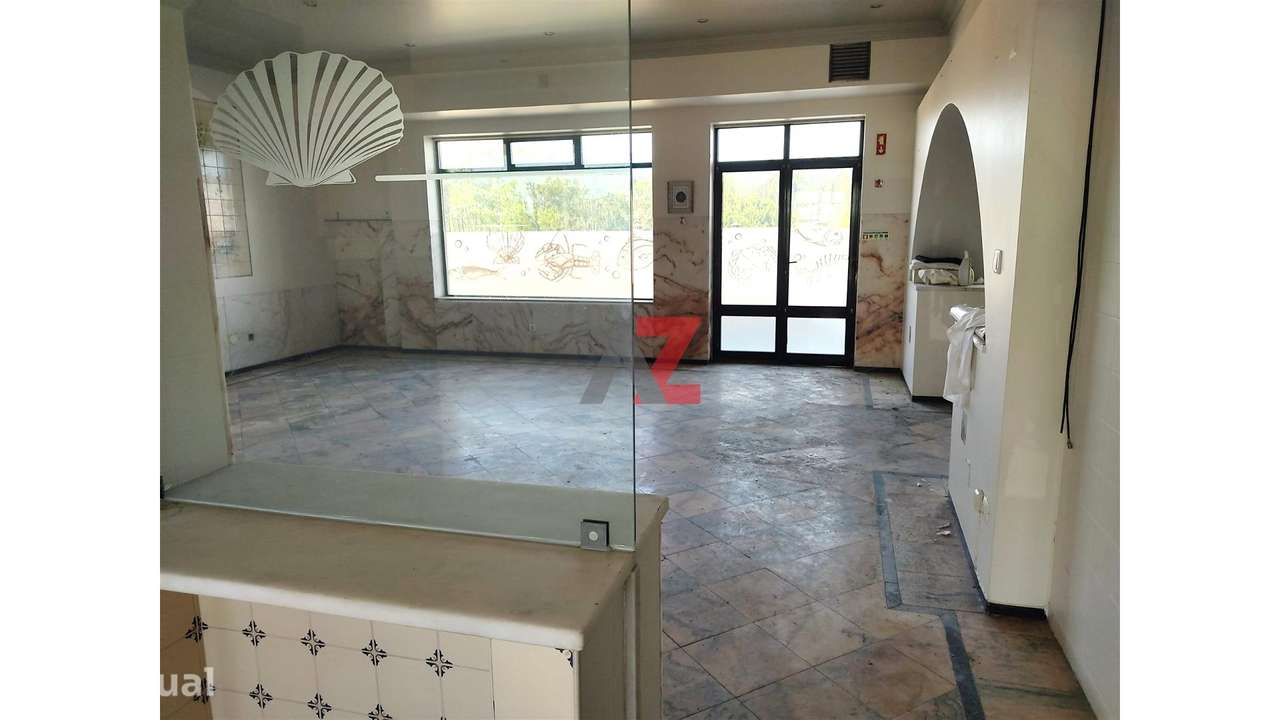 VENDE-SE LOJA 170 M2 EM AZOIA - Grande imagem: 5/22