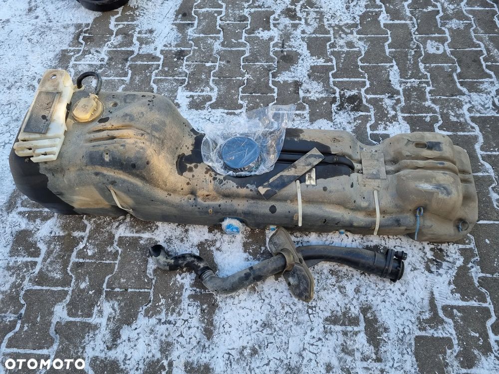 BAK ZBIORNIK PALIWA MASTER III MOVANO B  NV400 2.3 10r.+ - 1