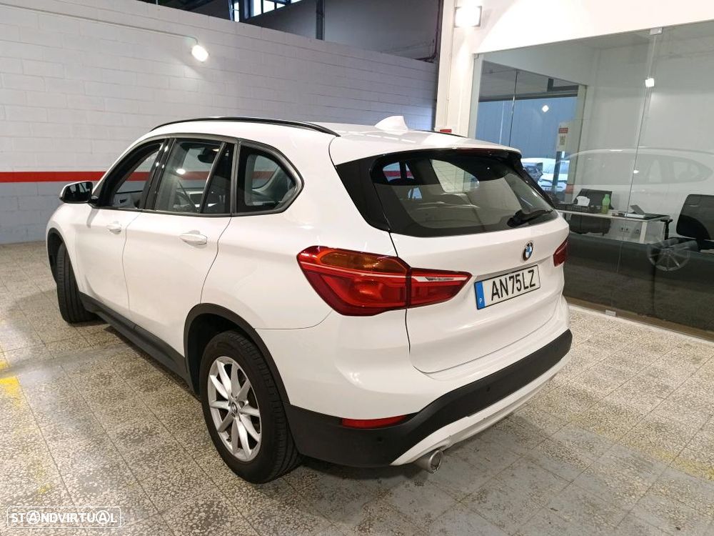 BMW X1 16 d sDrive Advantage - 2