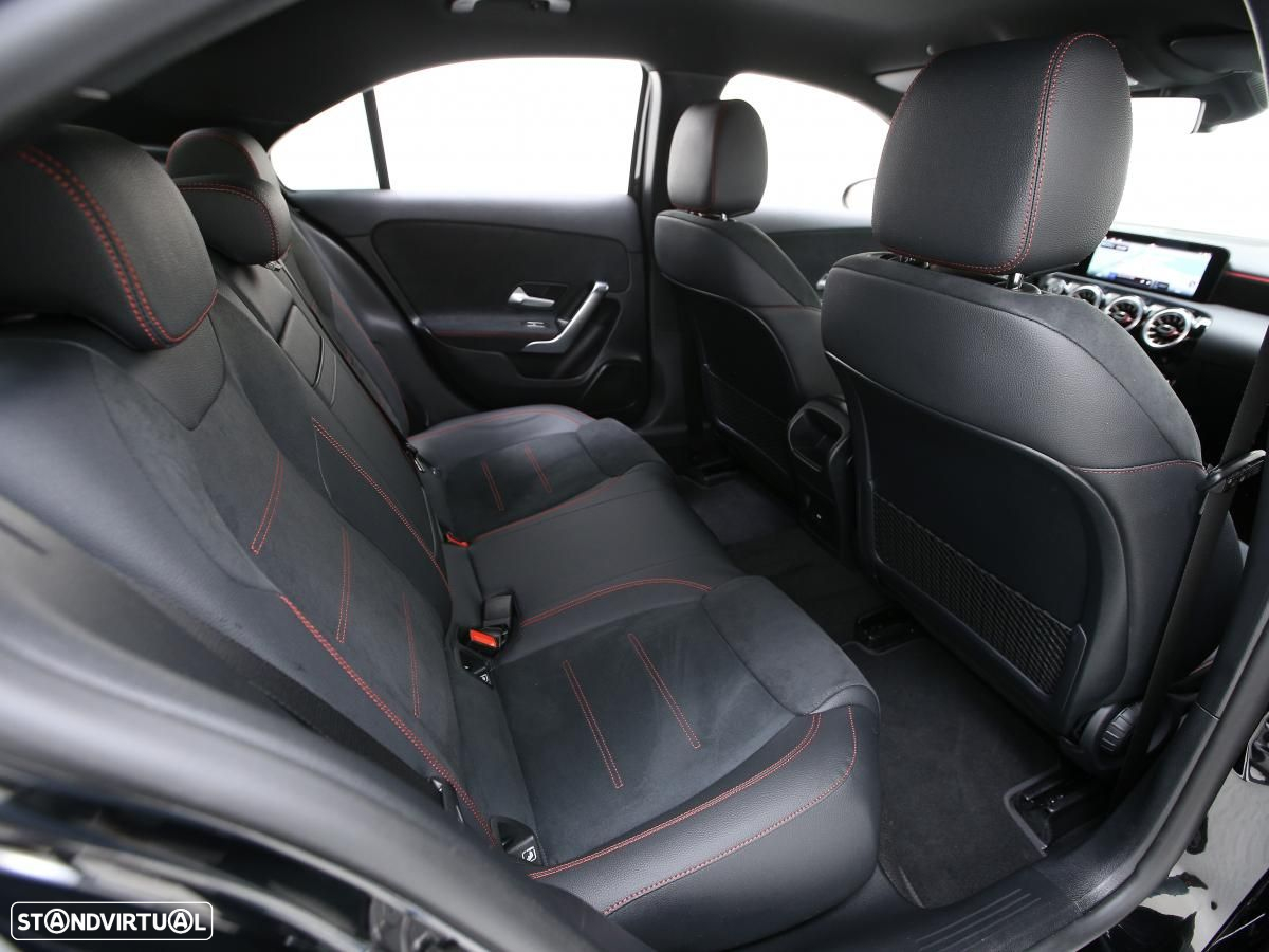 Mercedes-Benz A 180 Limousine 7G-DCT AMG Line - 12