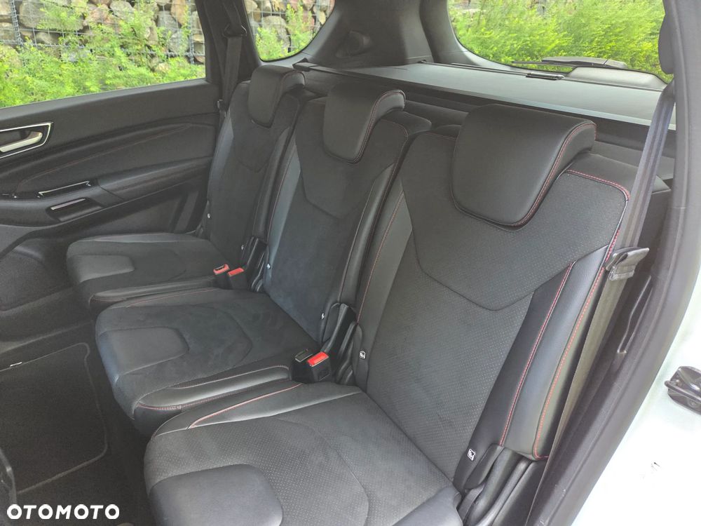 Ford S-Max - 15