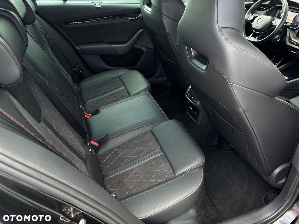 Skoda Octavia 2.0 TDI 4x4 RS DSG - 9