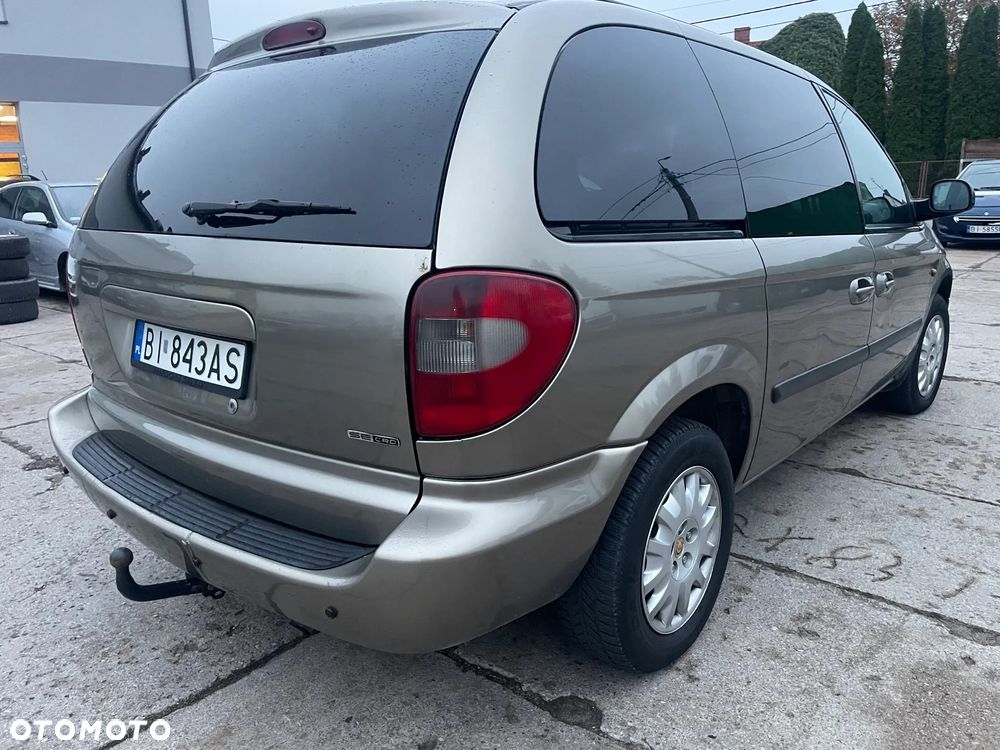 Chrysler Grand Voyager 2005 photo 4