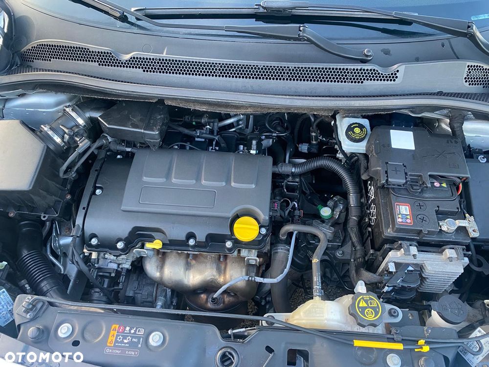 Opel Corsa 1.4 Cosmo - 19