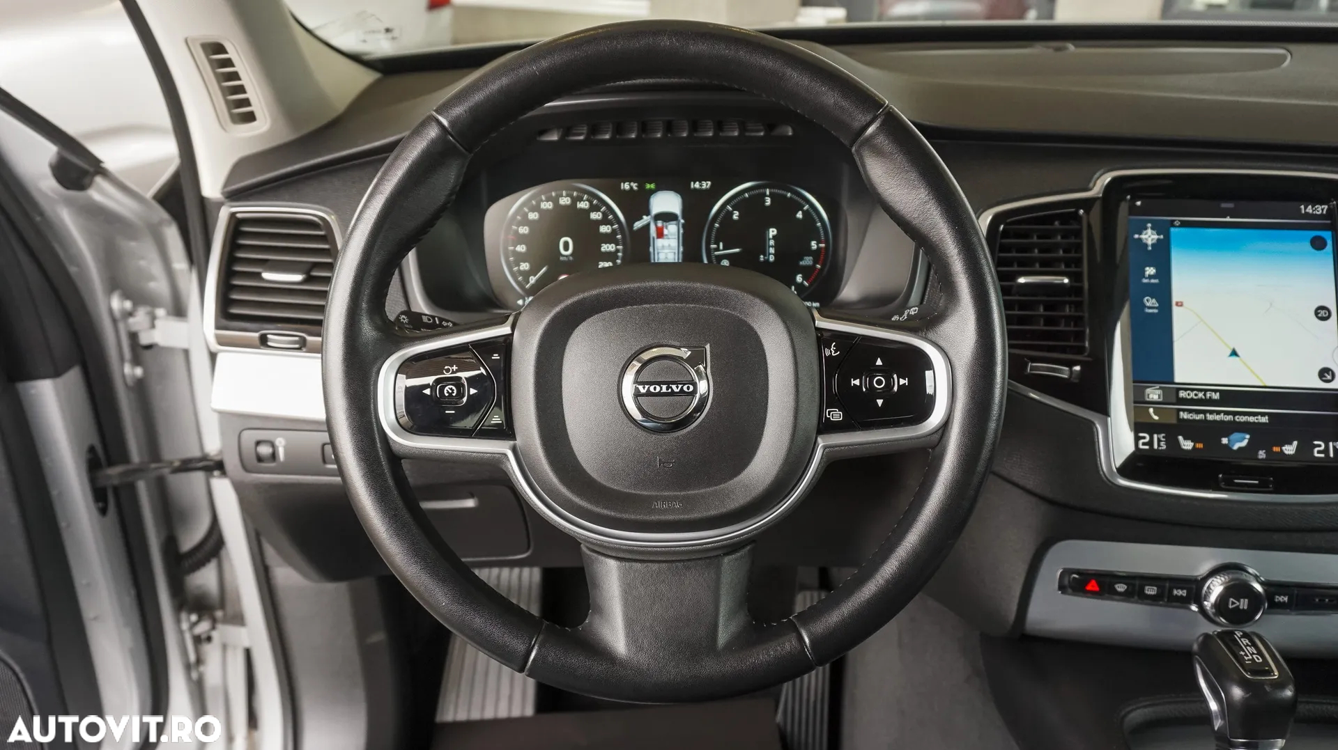 Volvo XC 90 D5 AWD Geartronic RDesign - 17