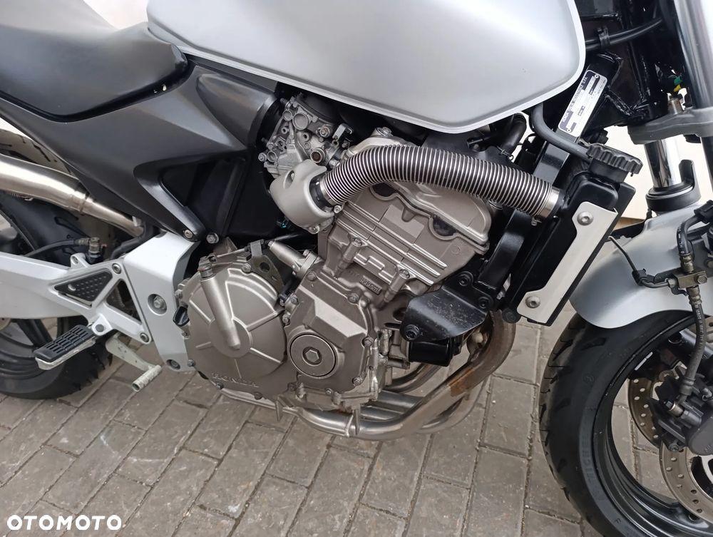 Honda Hornet - 27