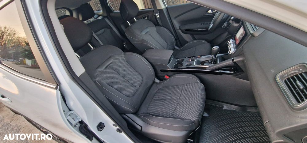 Renault Kadjar BLUE dCi EDC Intens - 28