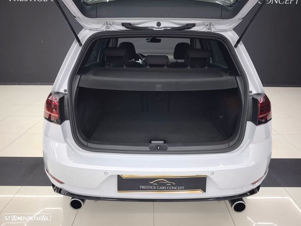 VW Golf 2.0 TSi GTi DSG Performance - 17