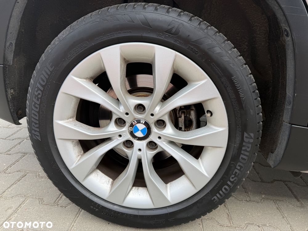 BMW X1 sDrive18i - 34