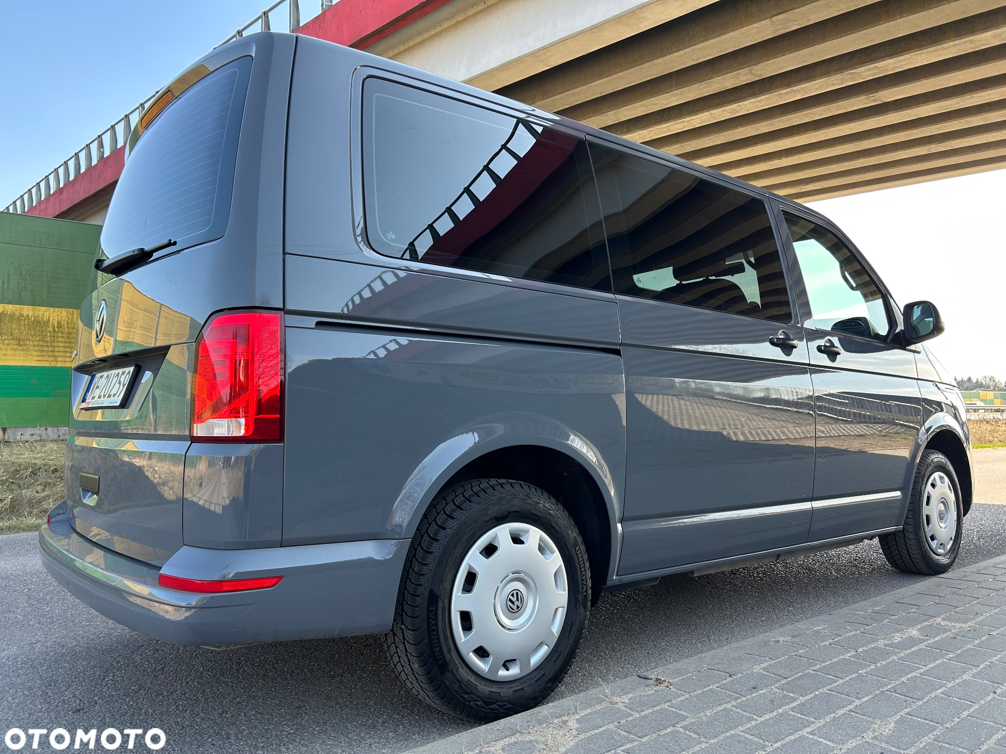 Volkswagen Multivan 6.1 2.0 TDI L1 Trendline - 23