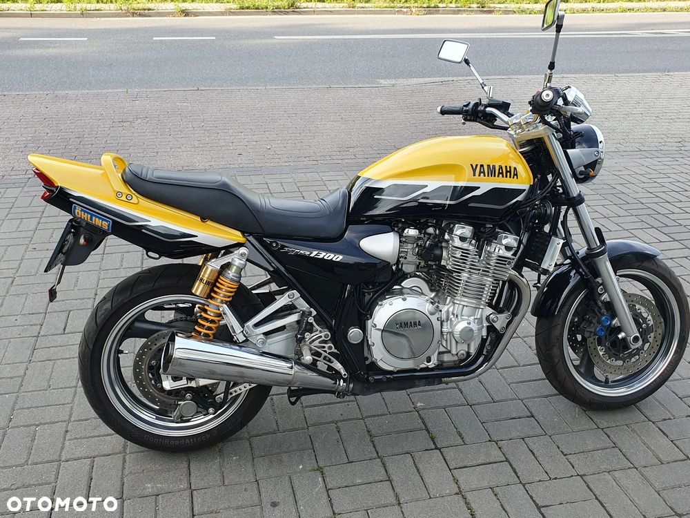 Yamaha XJR - 13