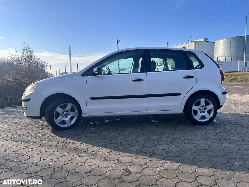 Volkswagen Polo 1.4 TDI Comfortline - 2