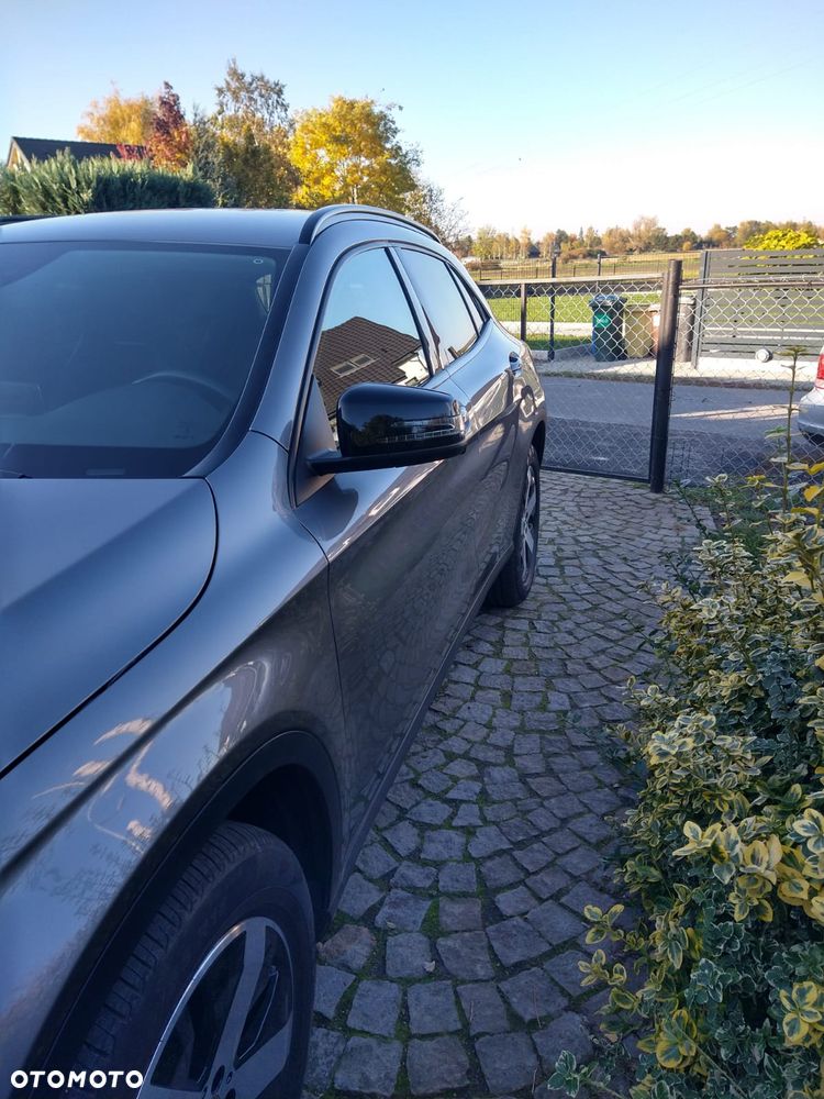 Mercedes-Benz GLA - 6