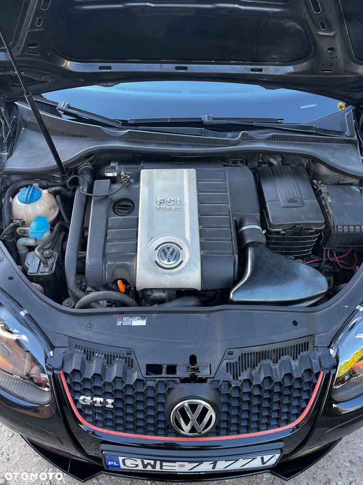 Volkswagen Golf - 22