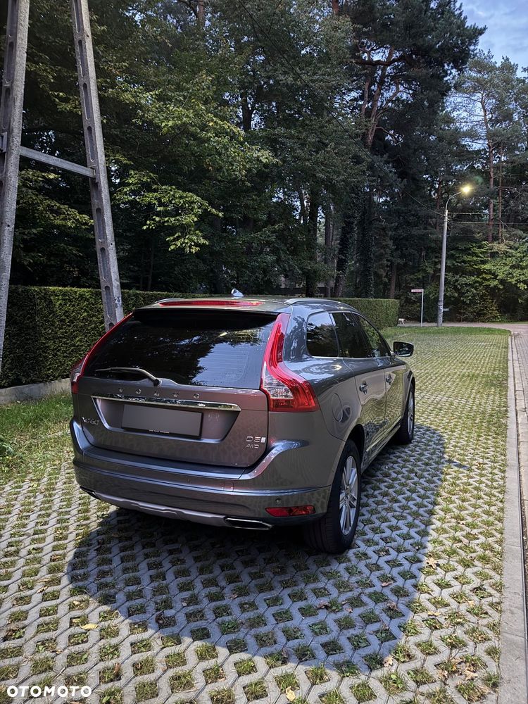 Volvo XC 60 D5 AWD Summum - 5