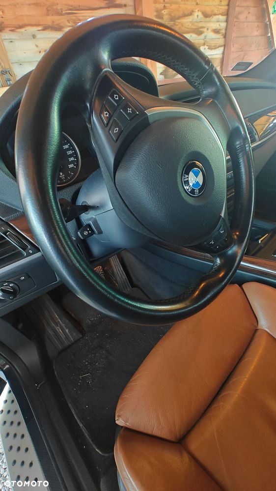 BMW X5 3.0sd xDrive - 14