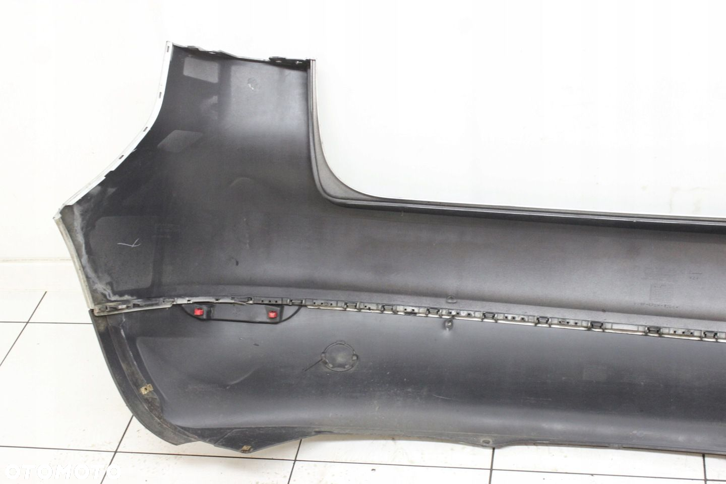 VW GOLF V 5 PLUS ZDERZAK TYŁ TYLNY LA7W - KOD LAKIERU - 5