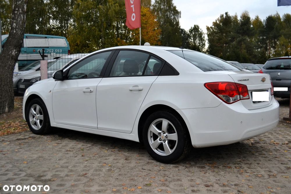 Chevrolet Cruze 1.8 LT - 5