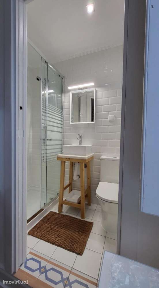 Estúdio - localizado em Baixa Coimbra - Grande imagem: 2/8