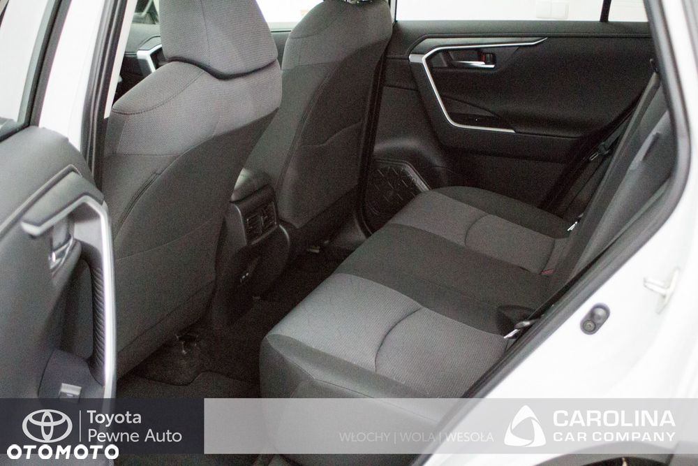 Toyota RAV4 - 16