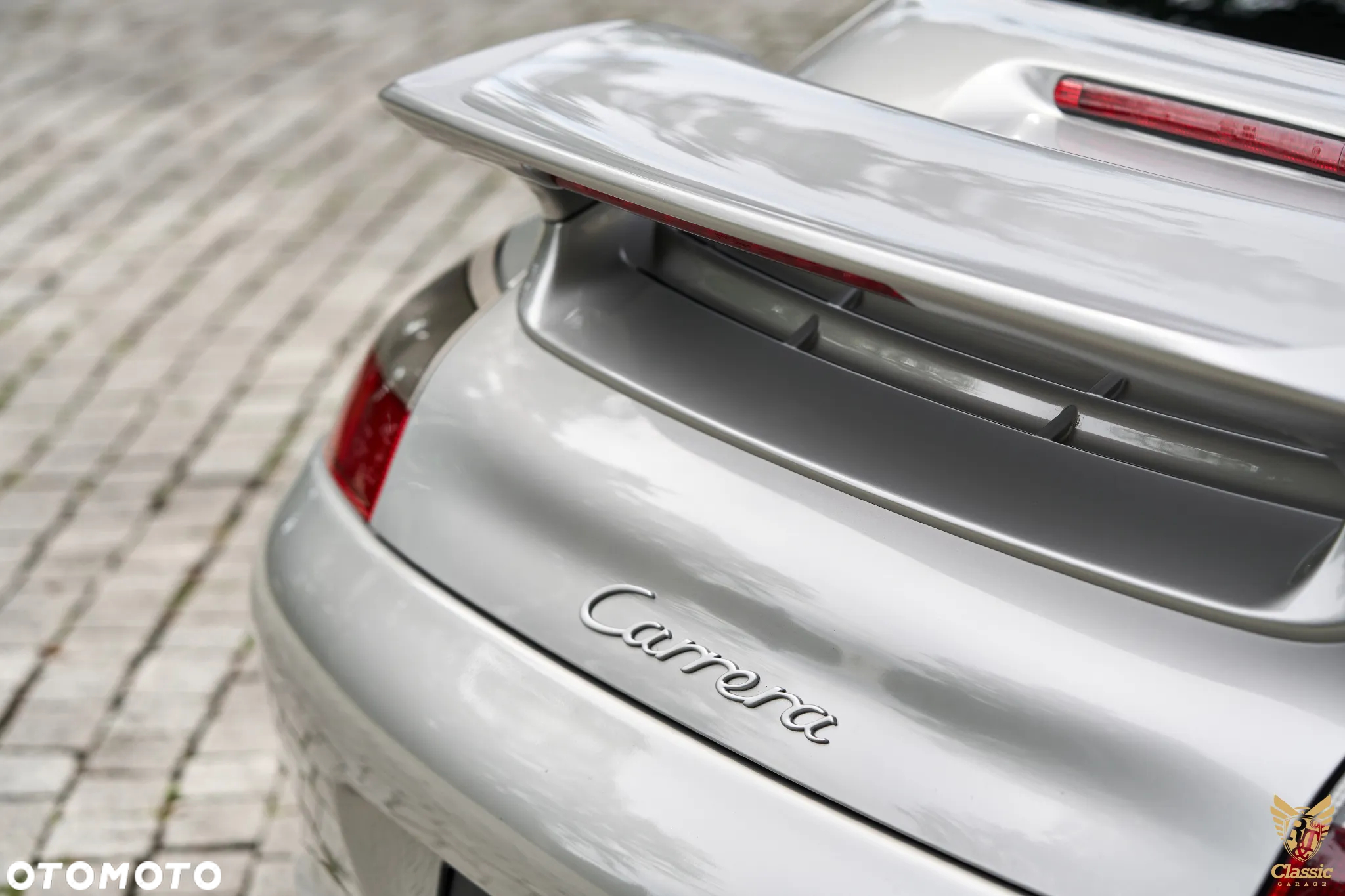 Porsche 911 Carrera - 15