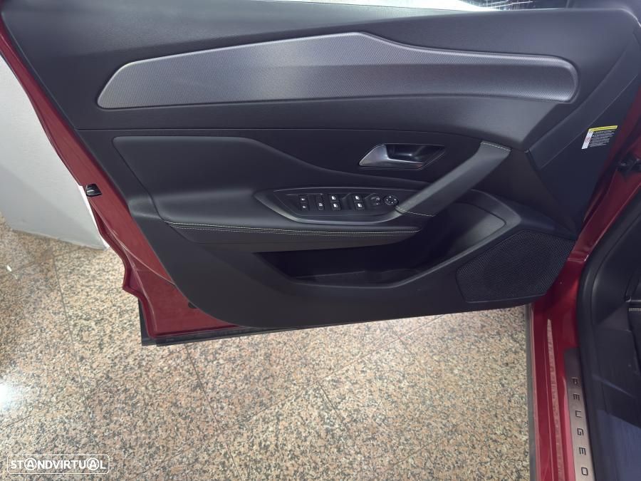 Peugeot 408 1.6 Hybrid GT e-EAT8 — fotografia 5