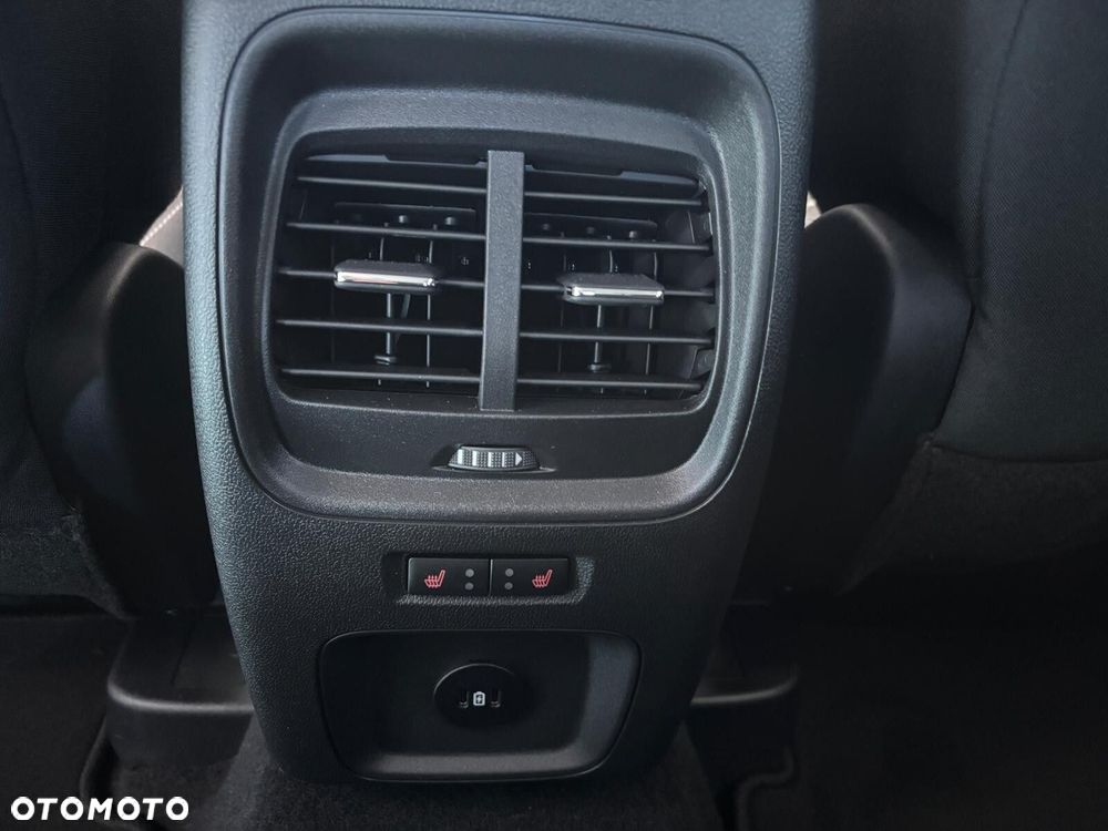 Ford Kuga 1.5 EcoBoost FWD Titanium - 28