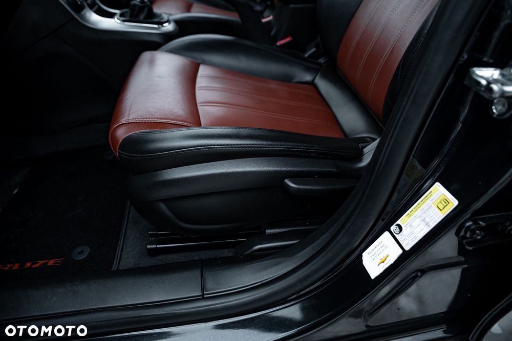 Chevrolet Cruze 1.8 LT - 18