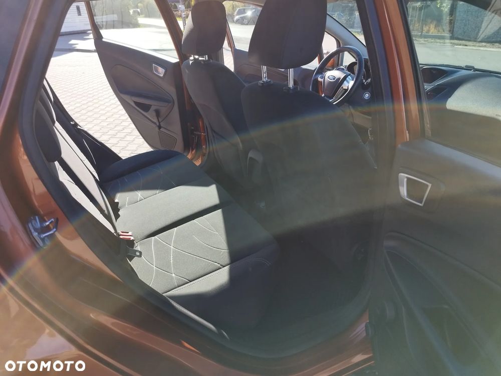 Ford Fiesta - 17