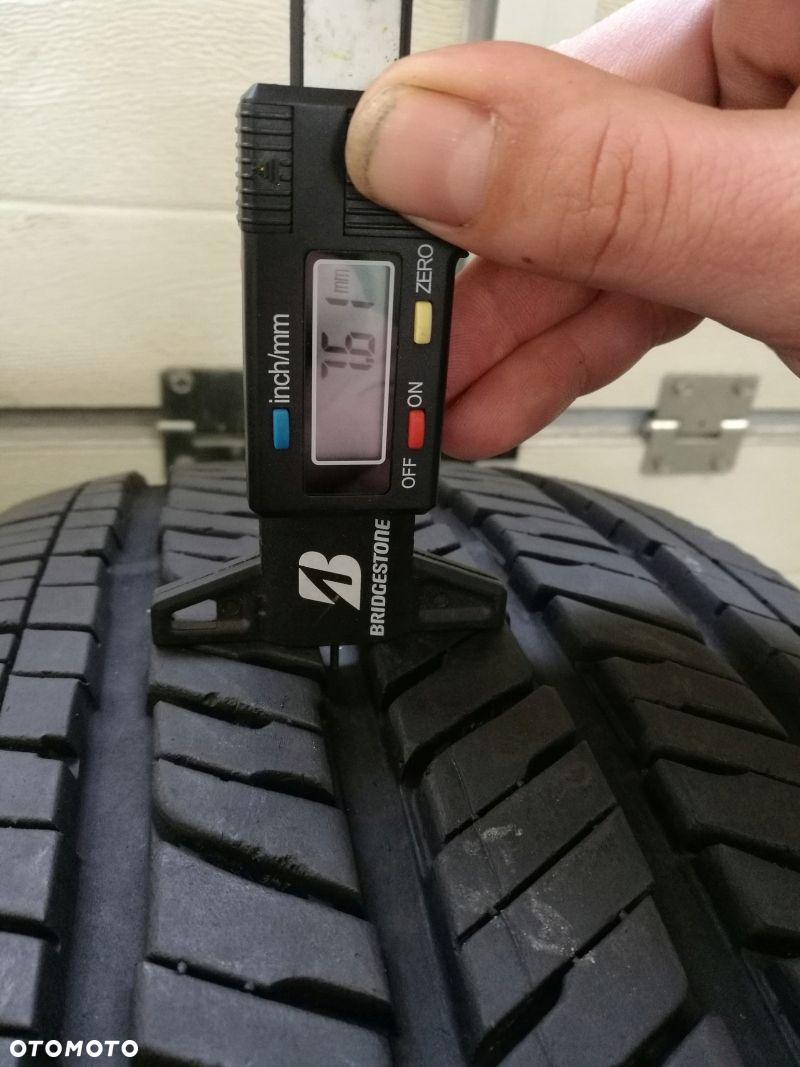 Opony letnie 255/70 R 18 Bridgestone Dualer H/T - 2