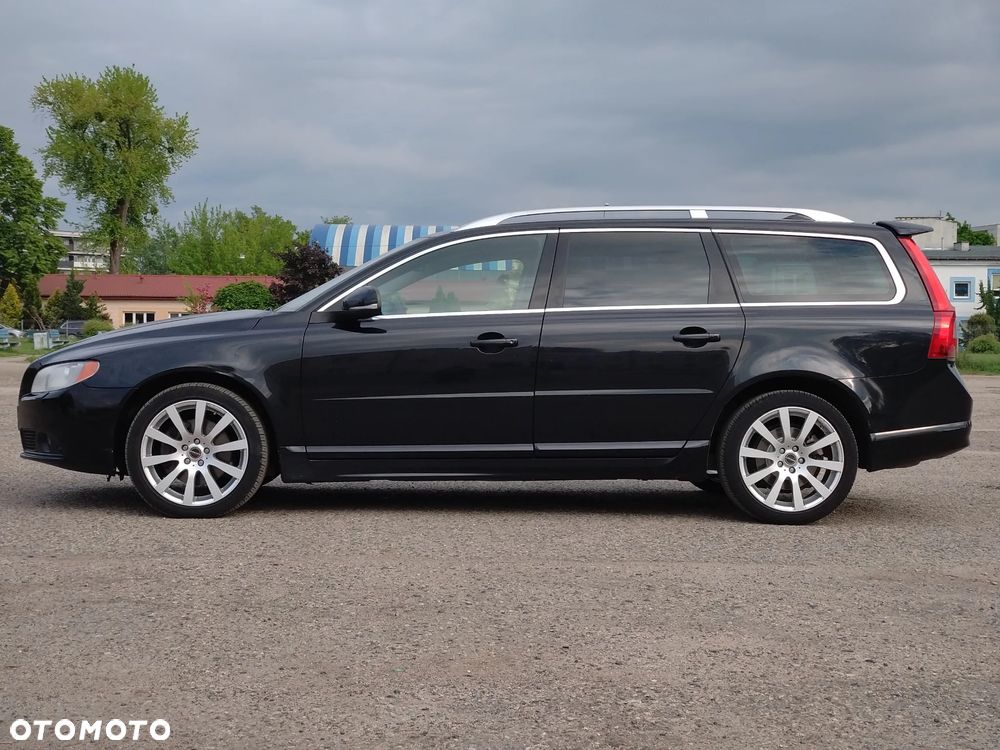 Volvo V70 D3 Summum - 2
